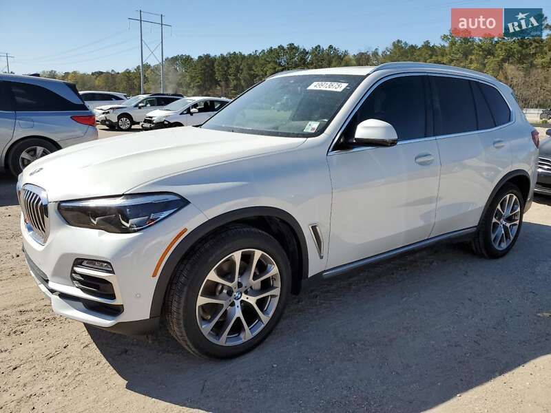 Позашляховик / Кросовер BMW X5 2018 в 