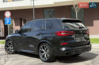 Внедорожник / Кроссовер BMW X5 2020 в 