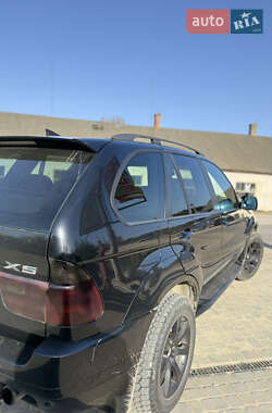 Позашляховик / Кросовер BMW X5 2004 в 