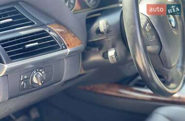 Позашляховик / Кросовер BMW X5 2011 в 