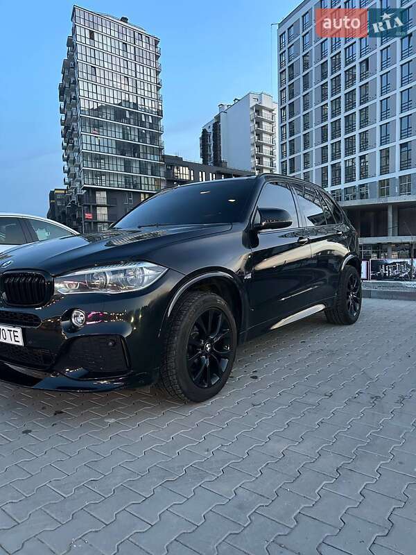Позашляховик / Кросовер BMW X5 2016 в Львові
