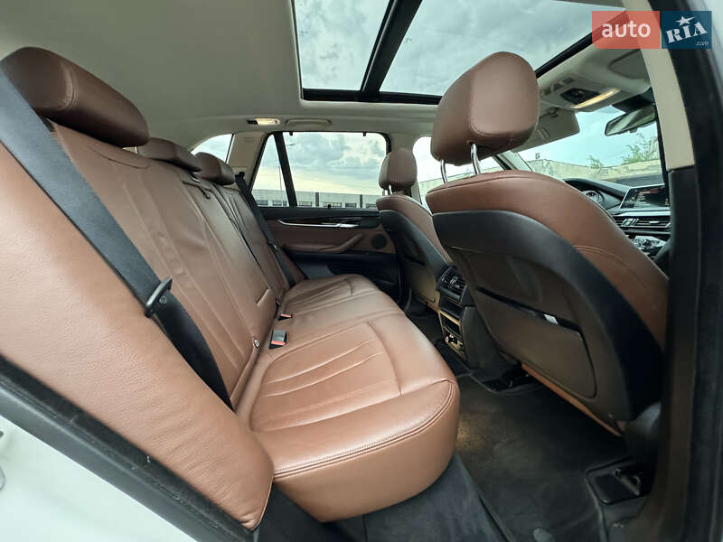 Внедорожник / Кроссовер BMW X5 2014 в Львове