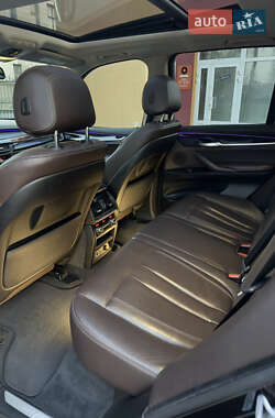 Позашляховик / Кросовер BMW X5 2014 в 