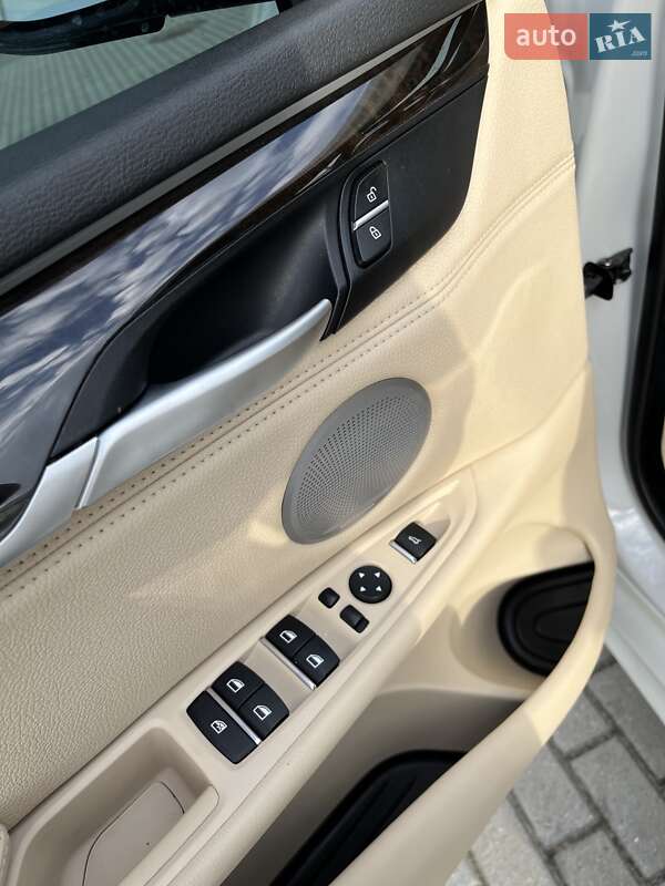 Внедорожник / Кроссовер BMW X5 2015 в Львове