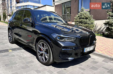 Позашляховик / Кросовер BMW X5 2022 в 