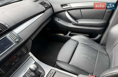 Внедорожник / Кроссовер BMW X5 2004 в 