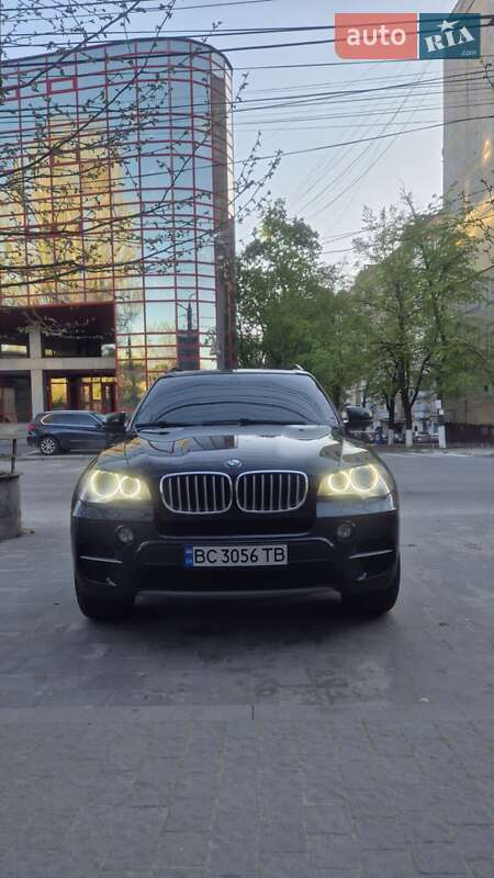 Позашляховик / Кросовер BMW X5 2013 в Запоріжжі