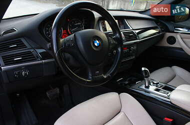 Внедорожник / Кроссовер BMW X5 2010 в 