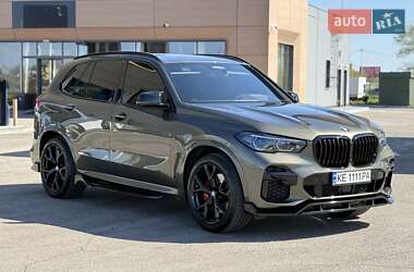 Внедорожник / Кроссовер BMW X5 2022 в 