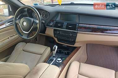 Позашляховик / Кросовер BMW X5 2008 в 