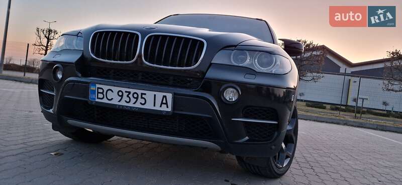 Внедорожник / Кроссовер BMW X5 2013 в 