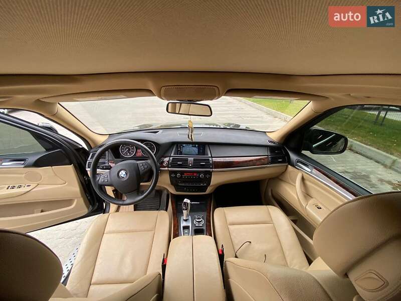 Позашляховик / Кросовер BMW X5 2013 в Бродах