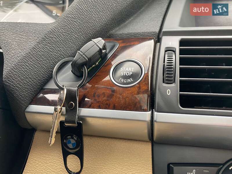 Позашляховик / Кросовер BMW X5 2013 в Бродах