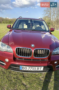 Внедорожник / Кроссовер BMW X5 2011 в 