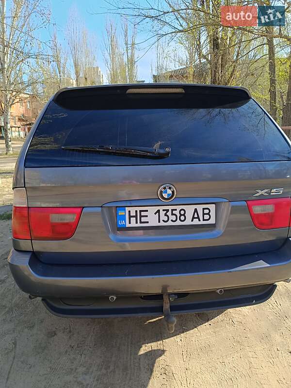 Внедорожник / Кроссовер BMW X5 2003 в Николаеве