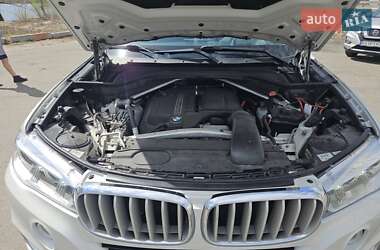 Внедорожник / Кроссовер BMW X5 2015 в 