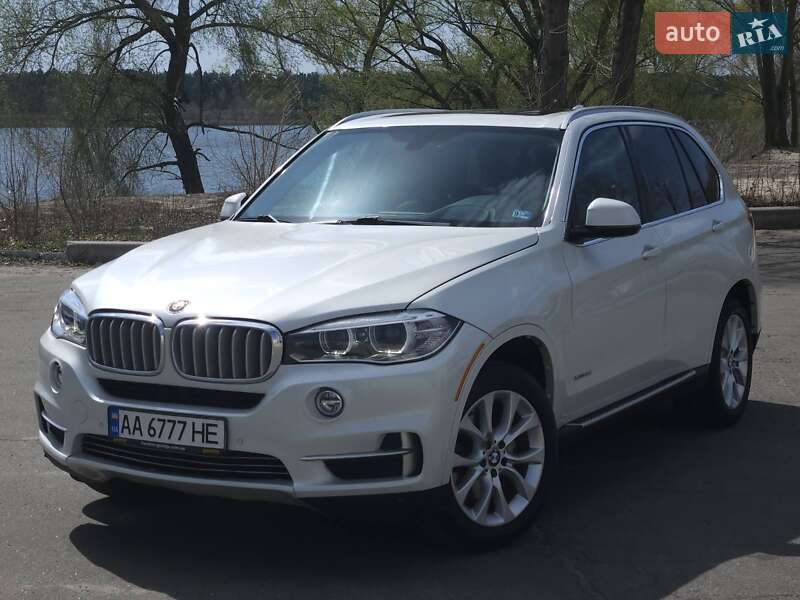 Внедорожник / Кроссовер BMW X5 2015 в 