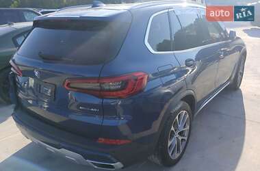 Позашляховик / Кросовер BMW X5 2020 в 