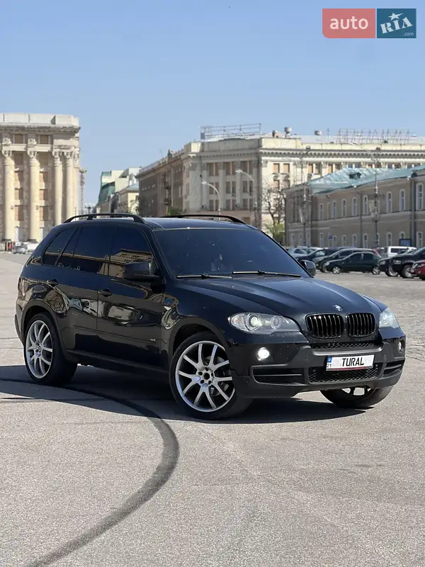 Внедорожник / Кроссовер BMW X5 2008 в 
