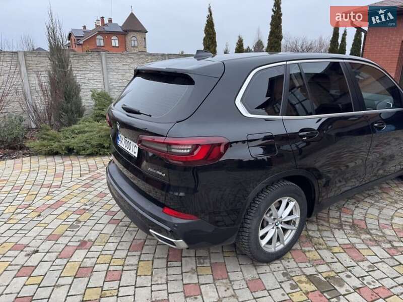 Позашляховик / Кросовер BMW X5 2021 в Харкові