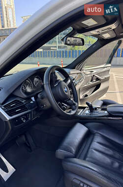 Позашляховик / Кросовер BMW X5 2014 в 