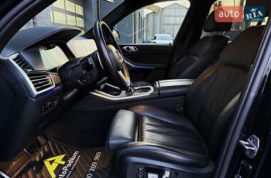 Внедорожник / Кроссовер BMW X5 2021 в 