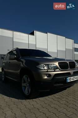 Внедорожник / Кроссовер BMW X5 2004 в 