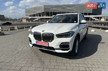 Внедорожник / Кроссовер BMW X5 2020 в 