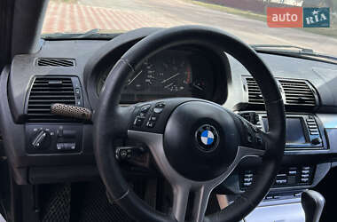 Позашляховик / Кросовер BMW X5 2003 в 