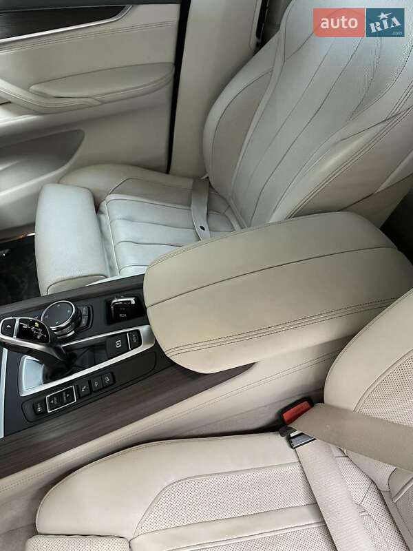 Позашляховик / Кросовер BMW X5 2015 в Одесі фото 15 Позашляховик / Кросовер BMW X5 2015 в Одесі