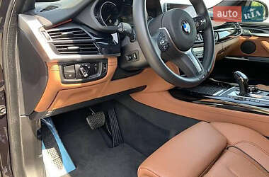Позашляховик / Кросовер BMW X5 2015 в 