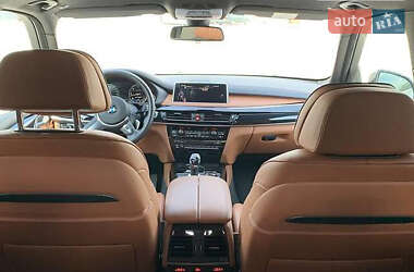 Позашляховик / Кросовер BMW X5 2015 в 