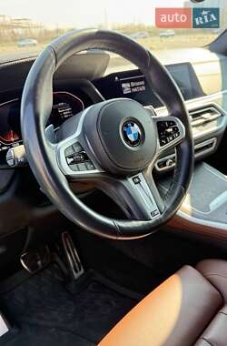 Позашляховик / Кросовер BMW X5 2021 в 
