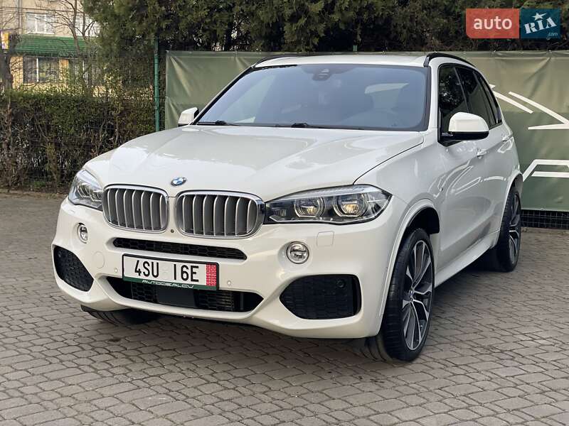 Позашляховик / Кросовер BMW X5 2017 в Чернівцях