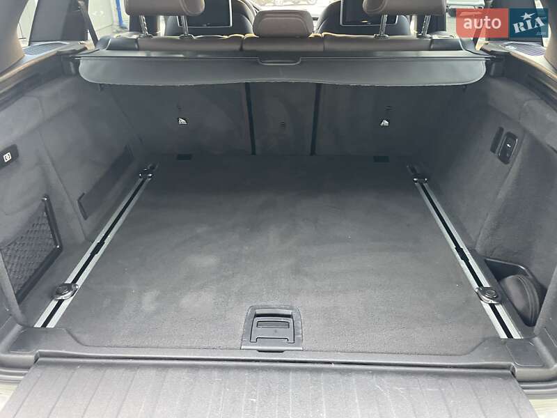 Позашляховик / Кросовер BMW X5 2017 в Чернівцях