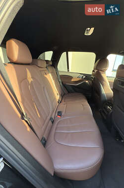 Внедорожник / Кроссовер BMW X5 2022 в 