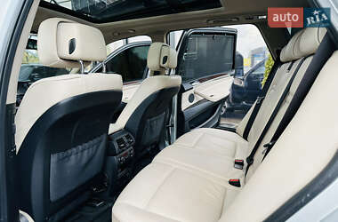 Позашляховик / Кросовер BMW X5 2013 в 