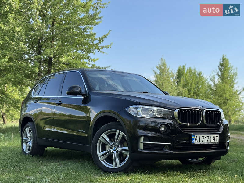 Позашляховик / Кросовер BMW X5 2017 в 