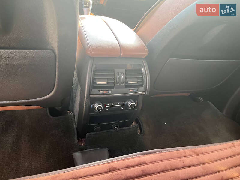 Позашляховик / Кросовер BMW X5 2014 в Одесі