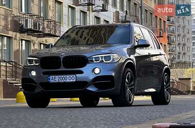 Позашляховик / Кросовер BMW X5 2014 в 