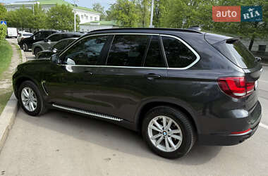 Внедорожник / Кроссовер BMW X5 2015 в 