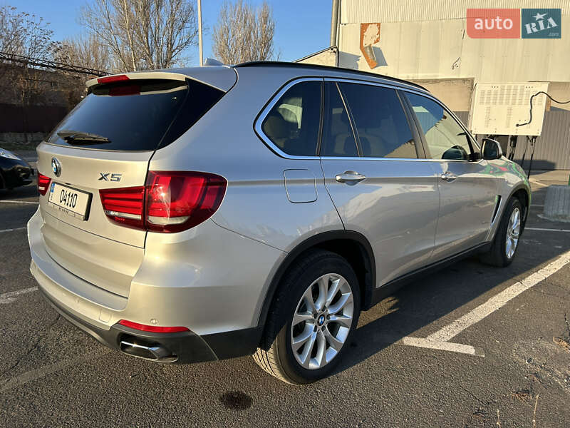 Позашляховик / Кросовер BMW X5 2015 в Одесі