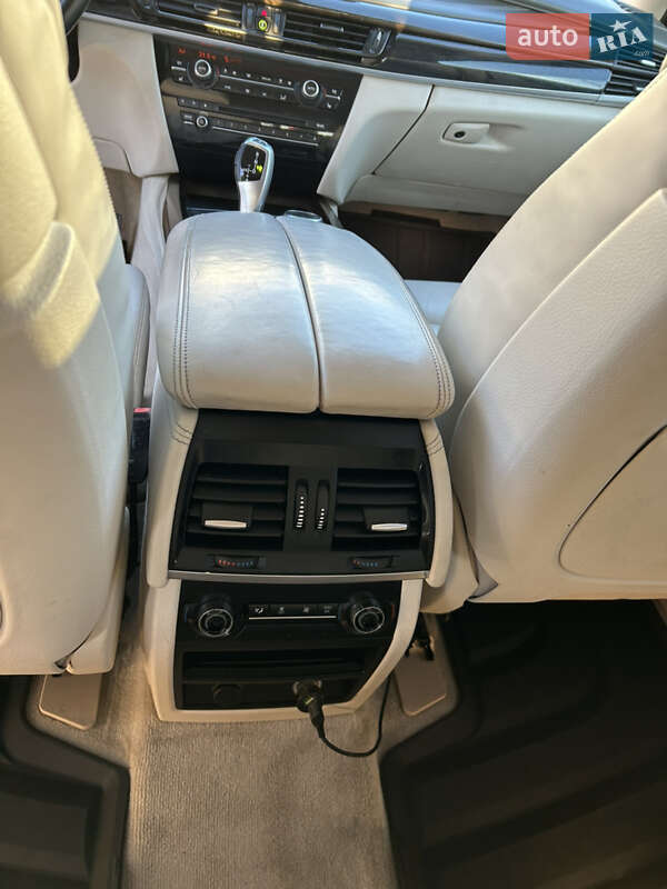 Позашляховик / Кросовер BMW X5 2015 в Одесі