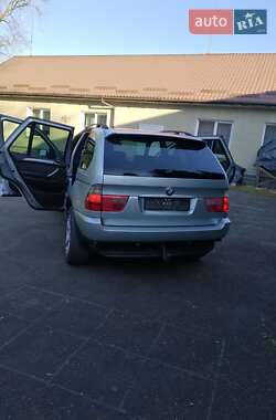 Позашляховик / Кросовер BMW X5 2003 в 