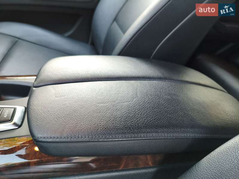 Позашляховик / Кросовер BMW X5 2012 в Заліщиках