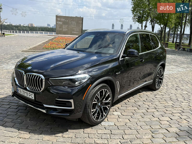 Внедорожник / Кроссовер BMW X5 2023 в 