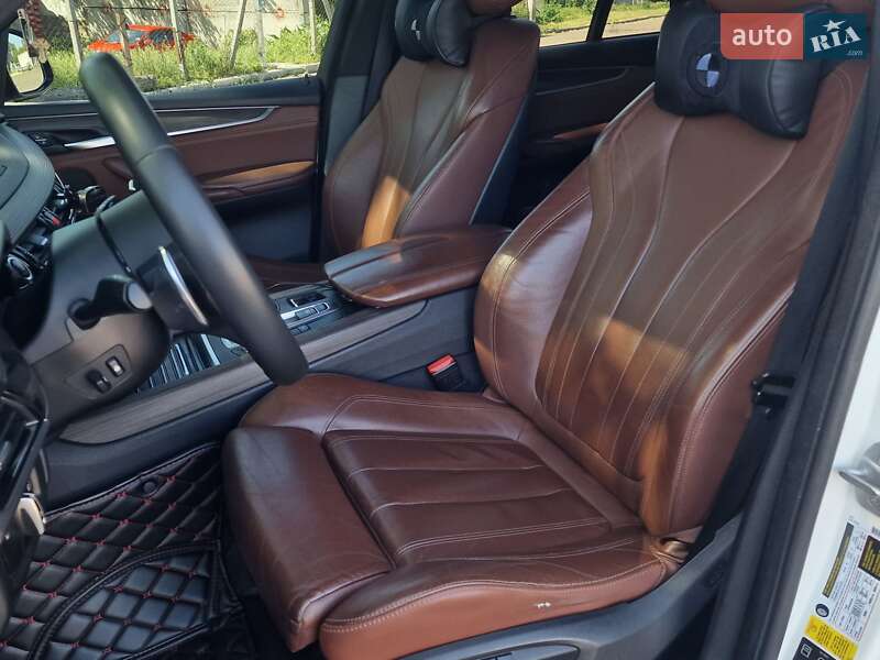 Позашляховик / Кросовер BMW X5 2015 в Миколаєві