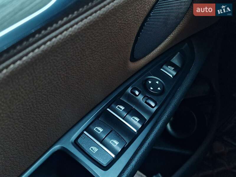 Позашляховик / Кросовер BMW X5 2015 в Миколаєві