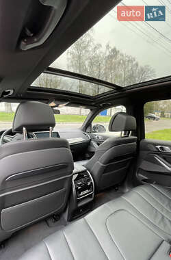 Внедорожник / Кроссовер BMW X5 2019 в 