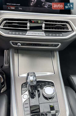 Внедорожник / Кроссовер BMW X5 2019 в 
